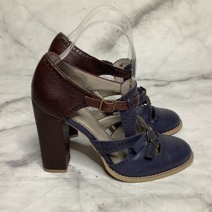 💥 Hinge retro t-strap pumps 8.5